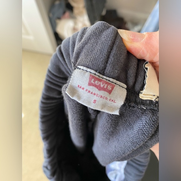 Levi’s Red Tab Unisex Sweatpants in Black - Size S - Picture 3 of 4